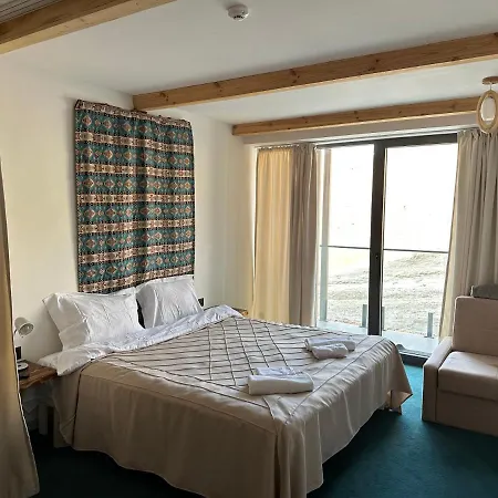 Atrium Mountain View Apartment, New غودوري المظهر الخارجي الصورة